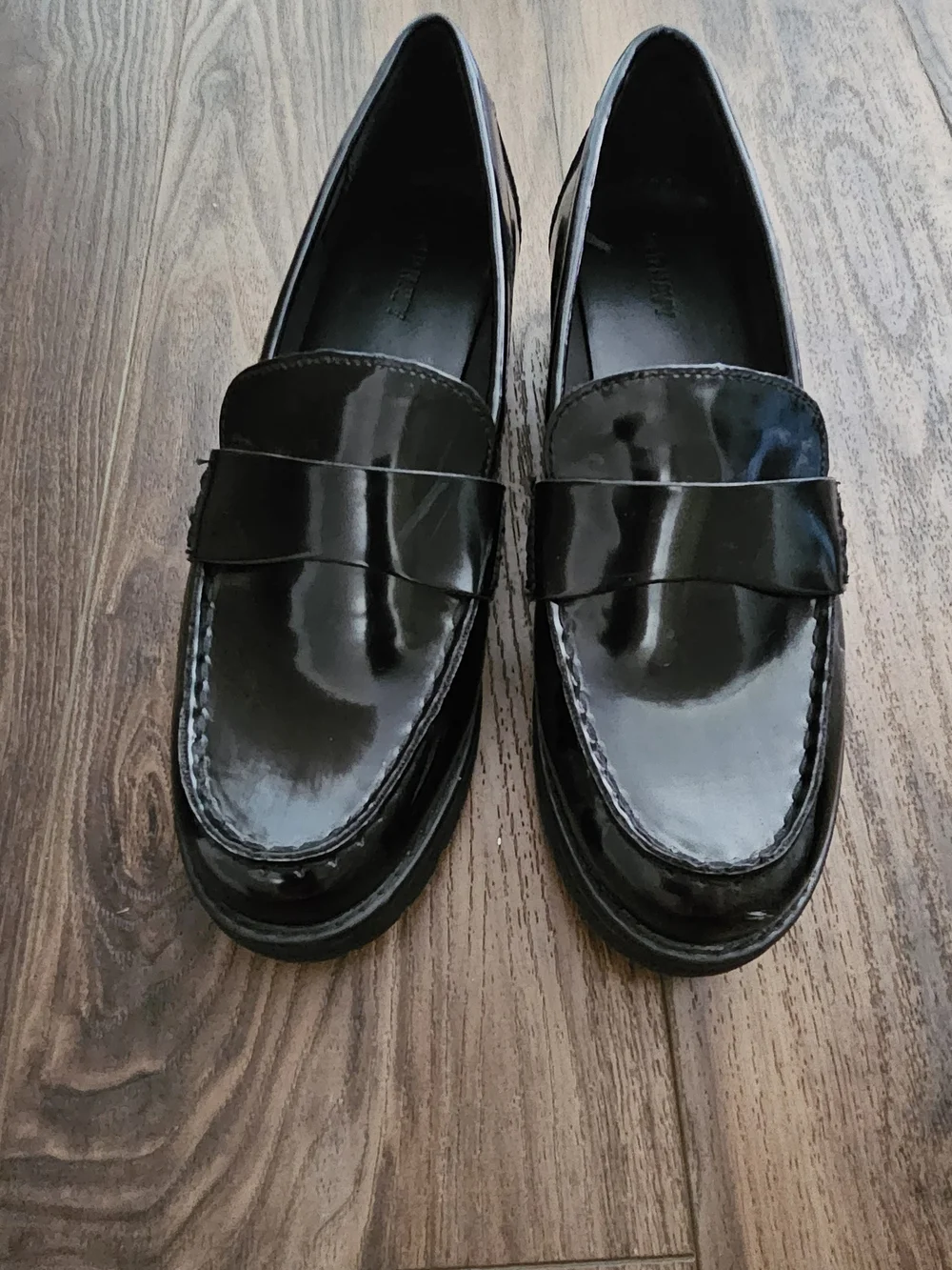 Old Navy Black Patent Women's Penny Loafers